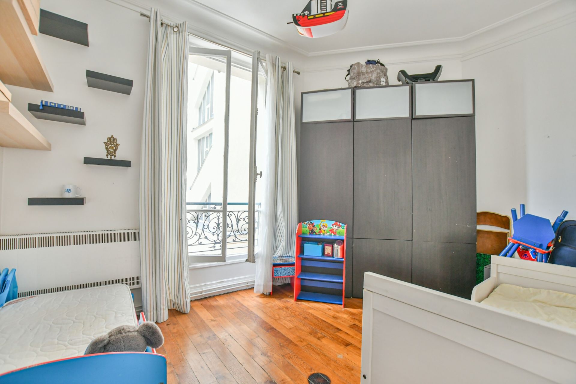 Vente Appartement 4&nbsp;Pièces 102&nbsp;m² Neuilly-sur-Seine