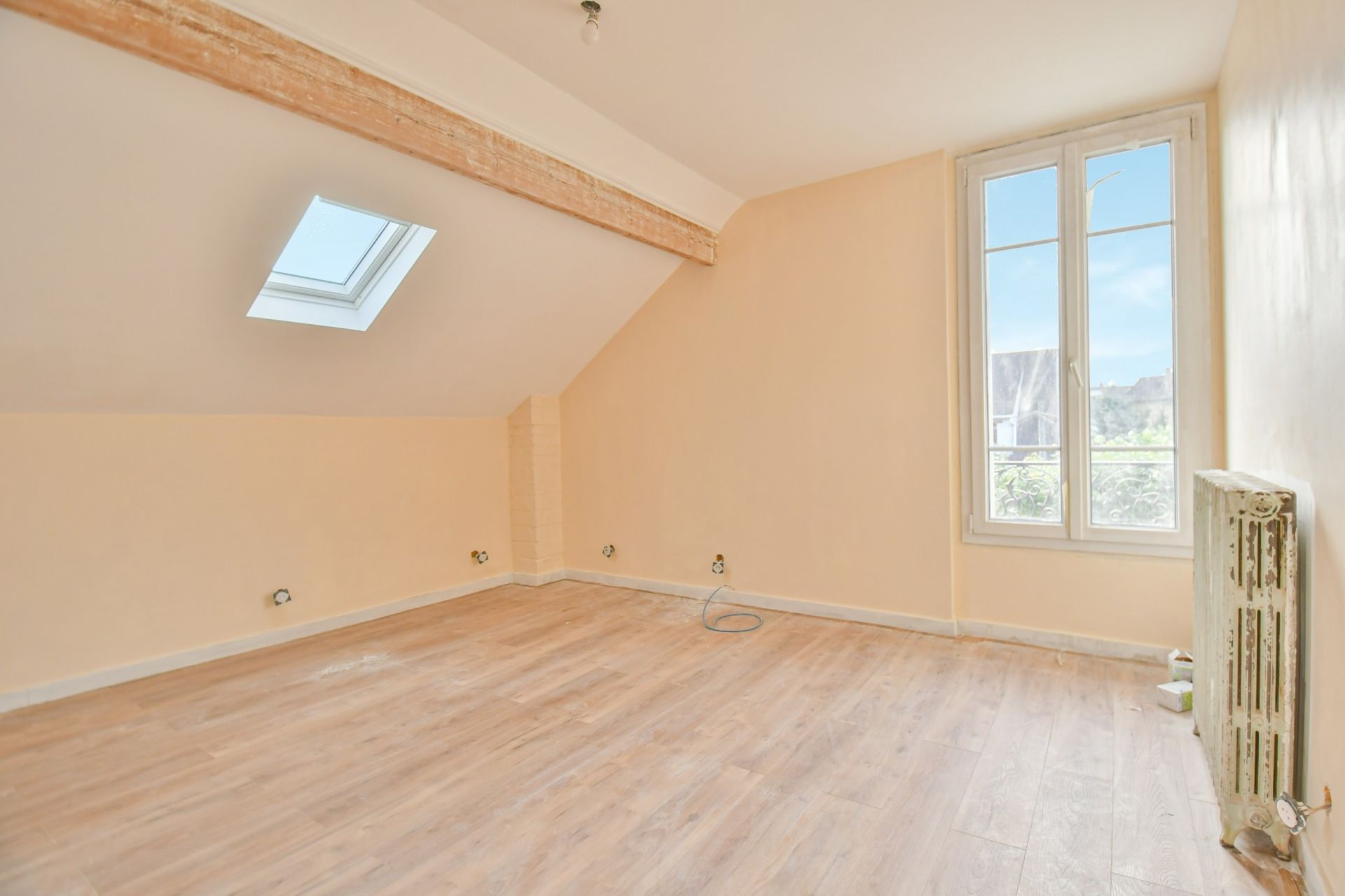 Vente Maison 5&nbsp;Pièces 83&nbsp;m² Aulnay-sous-Bois