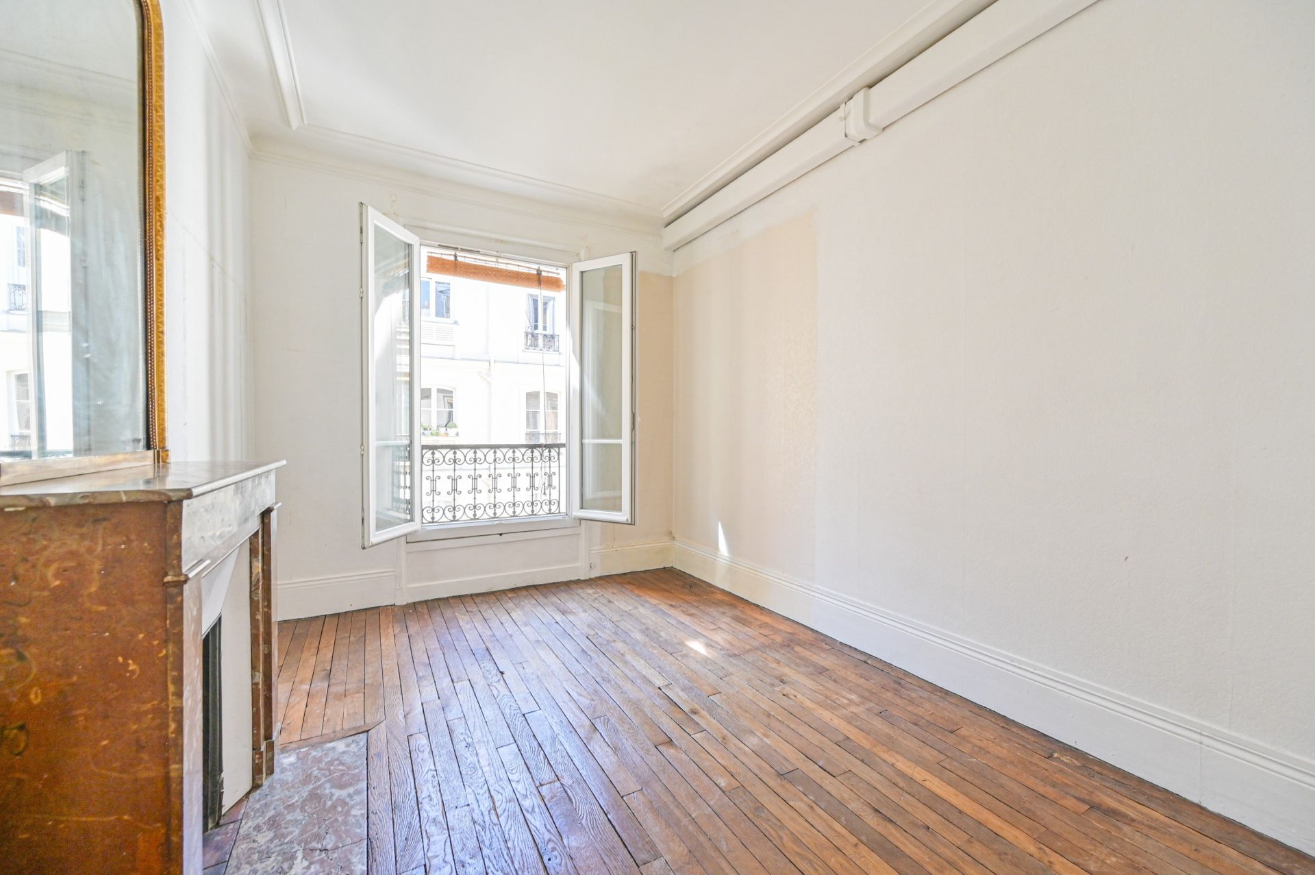 Vente Appartement 3&nbsp;Pièces 49&nbsp;m² Paris 9