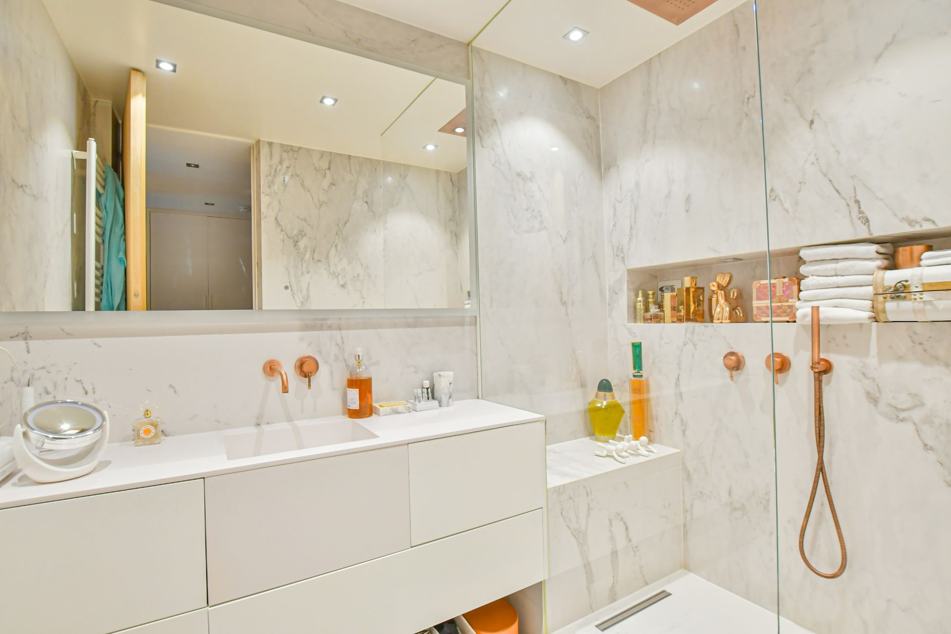 Viager Appartement 4&nbsp;Pièces 103&nbsp;m² Neuilly-sur-Seine