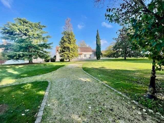 Viager Maison 7 Pièces 400 m² Saint-Hilaire-les-Andrésis