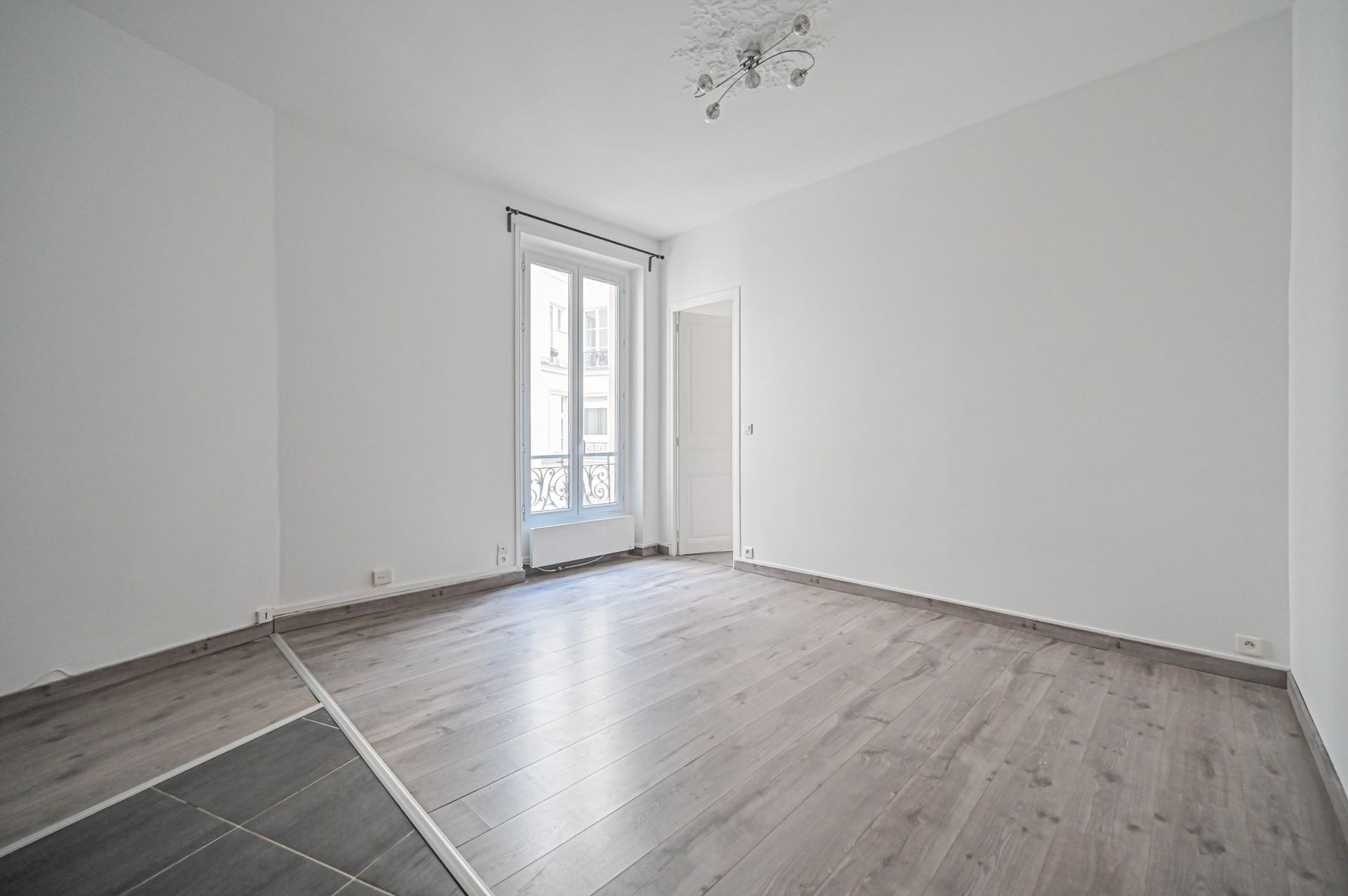 Vente Appartement 2&nbsp;Pièces 42&nbsp;m² Paris 11
