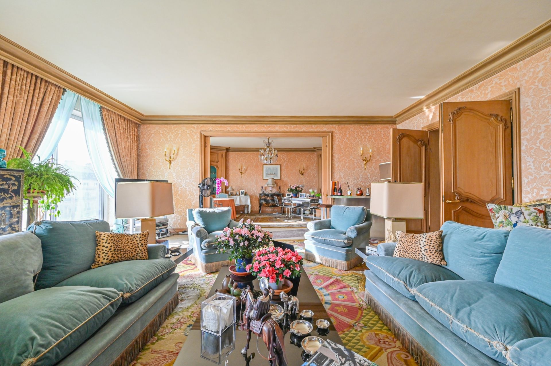 Vente Appartement 5&nbsp;Pièces 196&nbsp;m² Paris 16