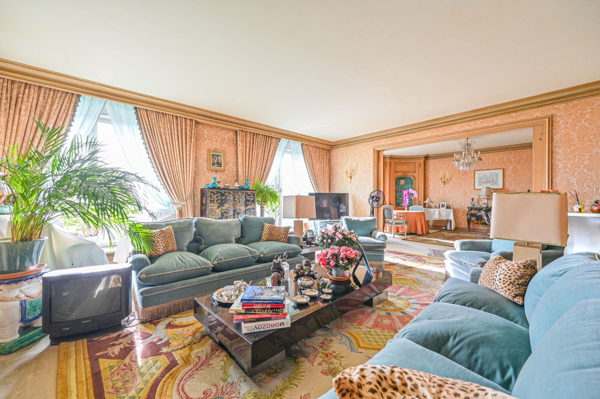 Vente Appartement 5&nbsp;Pièces 196&nbsp;m² Paris 16
