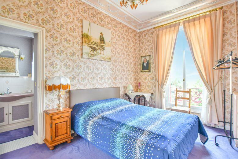 maison 8 Pièces en viager sur NEUILLY PLAISANCE (93360)