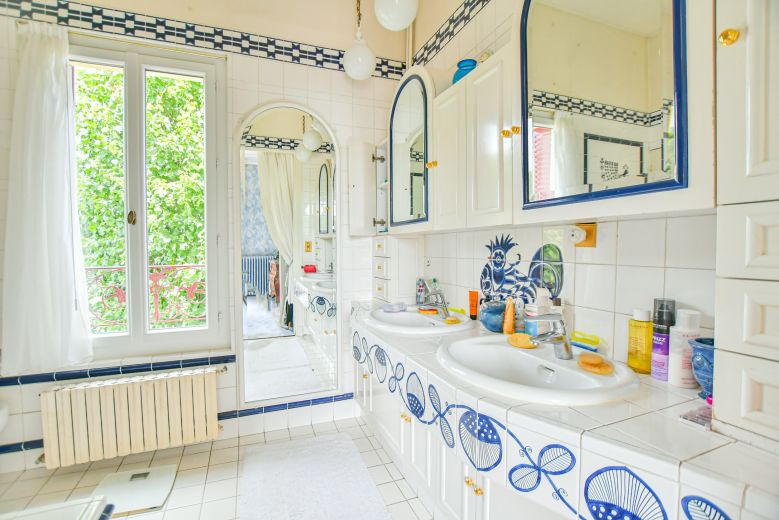 maison 8 Pièces en viager sur NEUILLY PLAISANCE (93360)