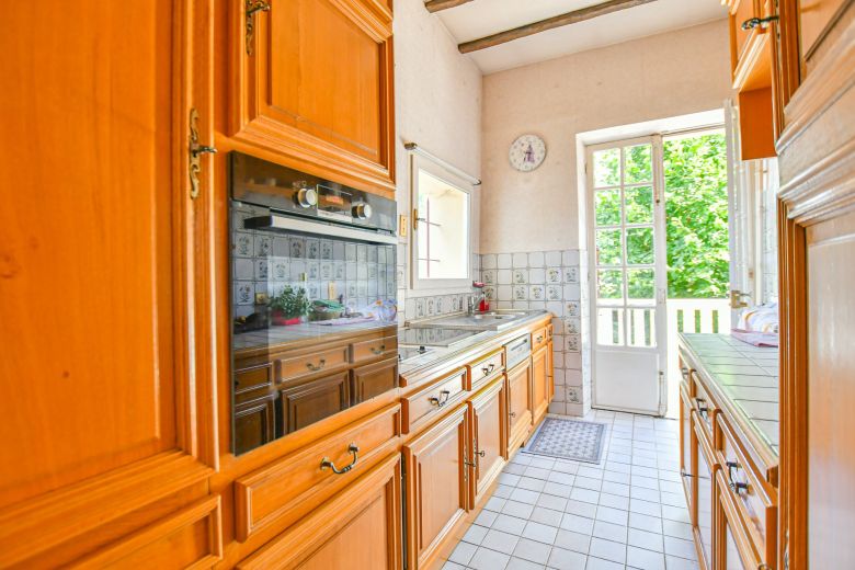 maison 8 Pièces en viager sur NEUILLY PLAISANCE (93360)