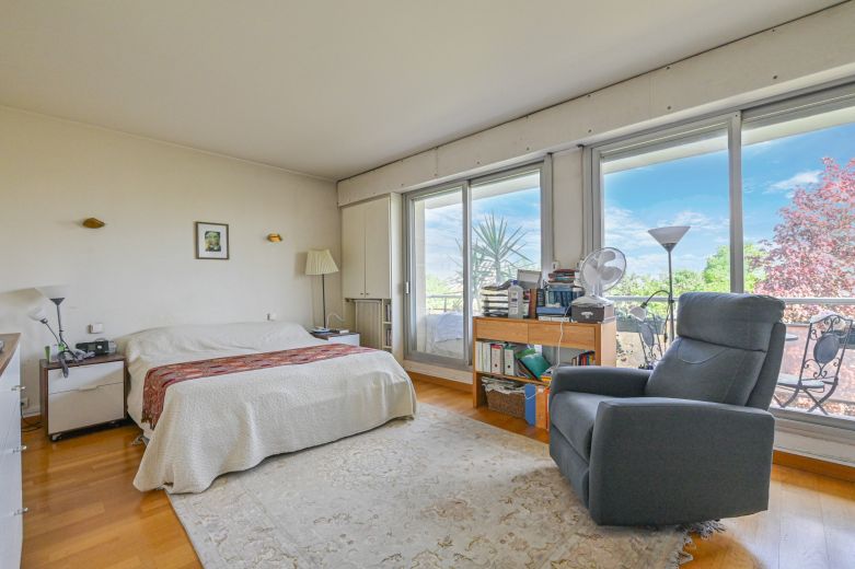 appartement 5 Pièces en viager sur ST MAUR DES FOSSES (94100)