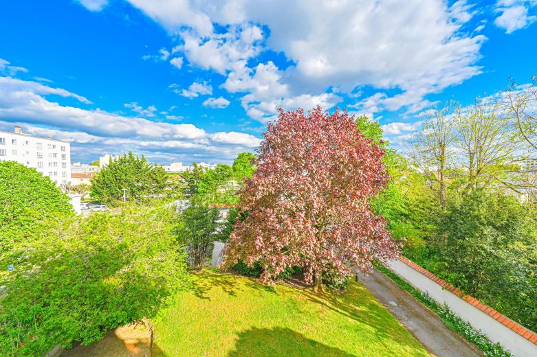 appartement 5 Pièces en viager sur ST MAUR DES FOSSES (94100)