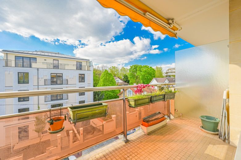 appartement 5 Pièces en viager sur ST MAUR DES FOSSES (94100)