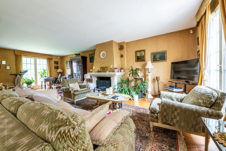 maison 5 Pièces en viager sur ST FARGEAU PONTHIERRY (77310)