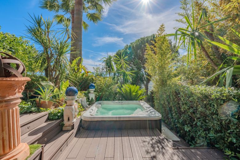 maison 3 Pièces en viager sur GASSIN (83580)