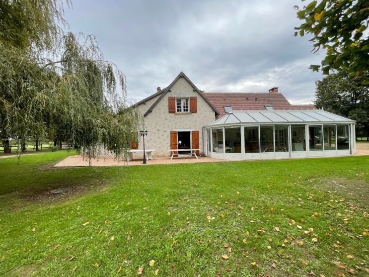 maison 7 Pièces en viager sur LUYNES (37230)