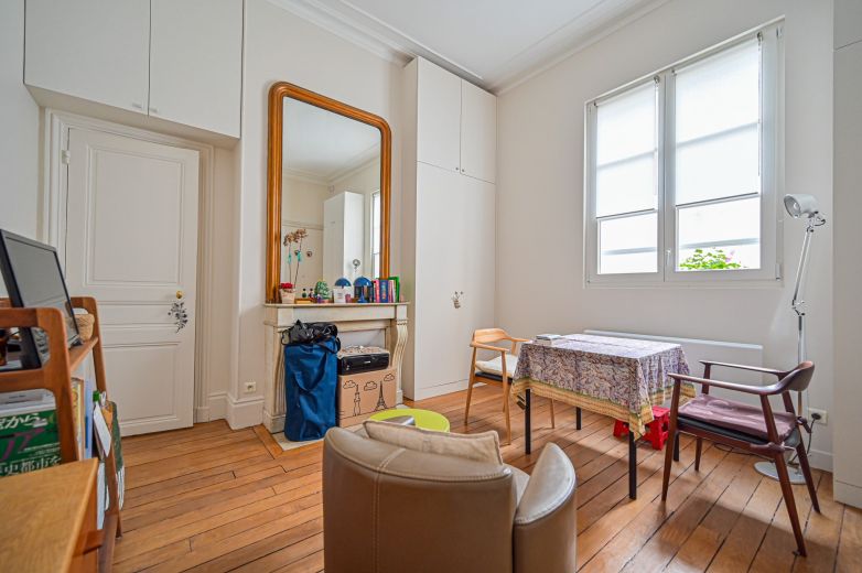 appartement 1 pièce en viager sur PARIS (75007) - Plus de details