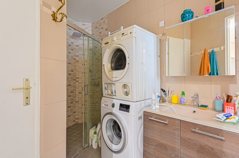 appartement 2 Pièces en viager sur PARIS (75008)