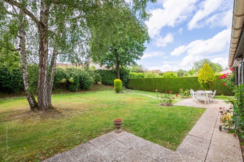 maison 4 Pièces en viager sur VOISINS LE BRETONNEUX (78960)