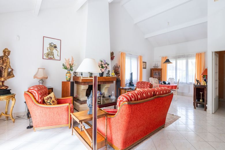 maison 4 Pièces en viager sur VOISINS LE BRETONNEUX (78960)
