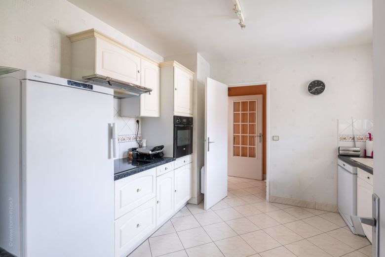 maison 4 Pièces en viager sur VOISINS LE BRETONNEUX (78960)
