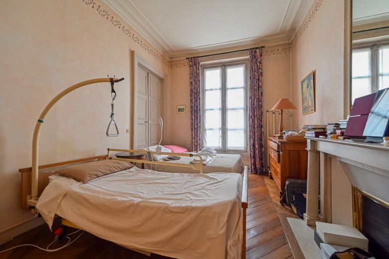 appartement 3 Pièces en viager sur PARIS (75007)