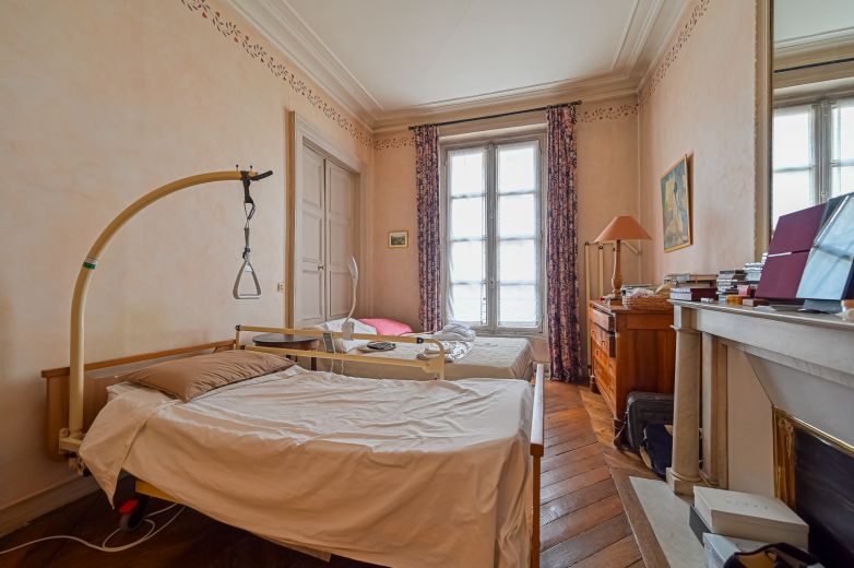 appartement 3 Pièces en viager sur PARIS (75007)