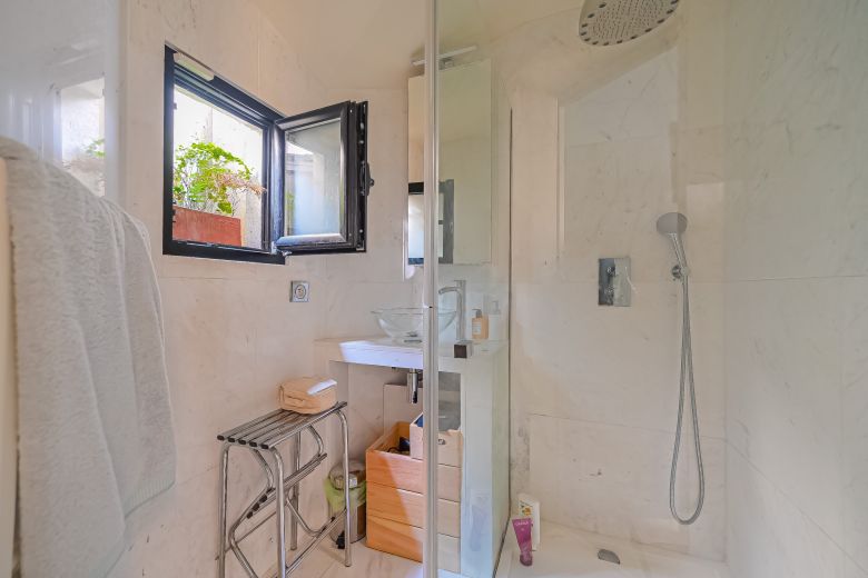 maison 5 Pièces en viager sur PARIS (75019)